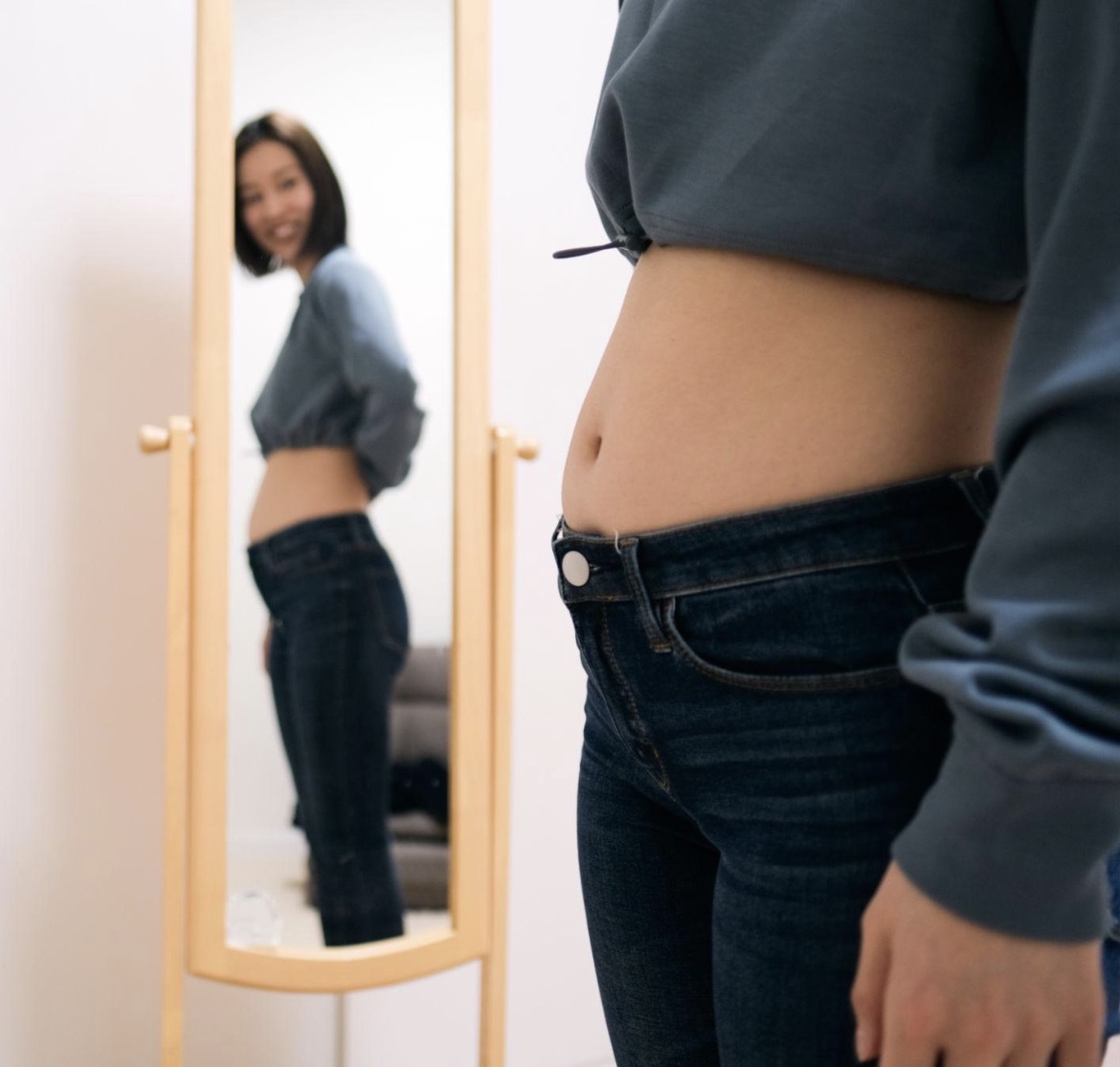 姿勢・体型・慢性不調に悩む40〜60代女性のイメージ｜上本町 マシンピラティス